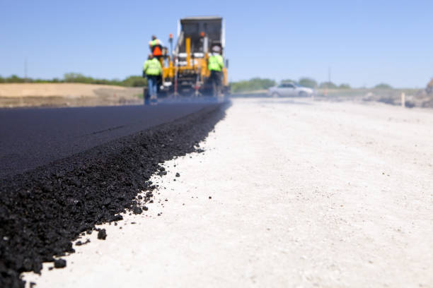 Best Affordable Driveway Pavers  in Hampton, IA